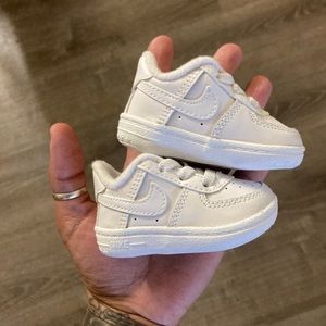 Infant Air Force 1